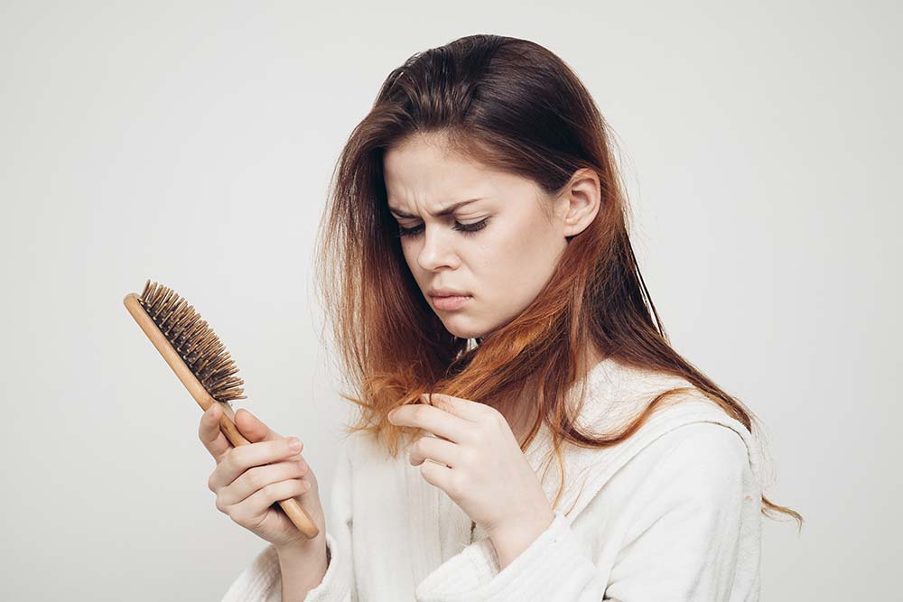 Perdita di capelli donne