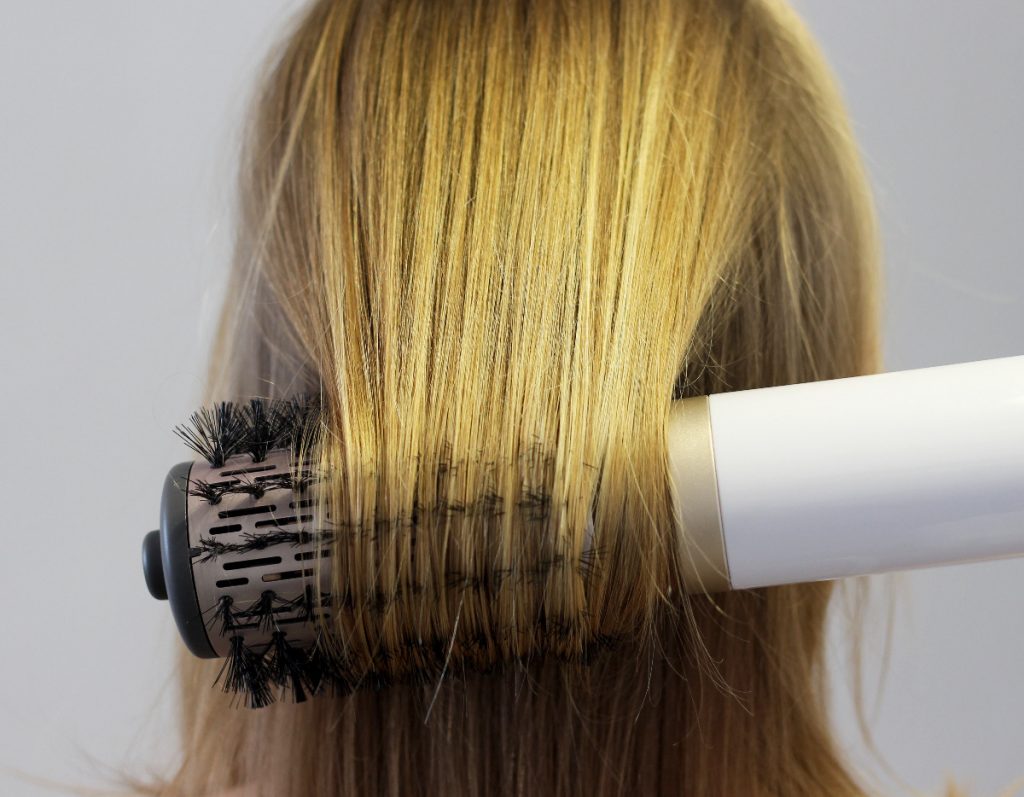 Hairdryer brush