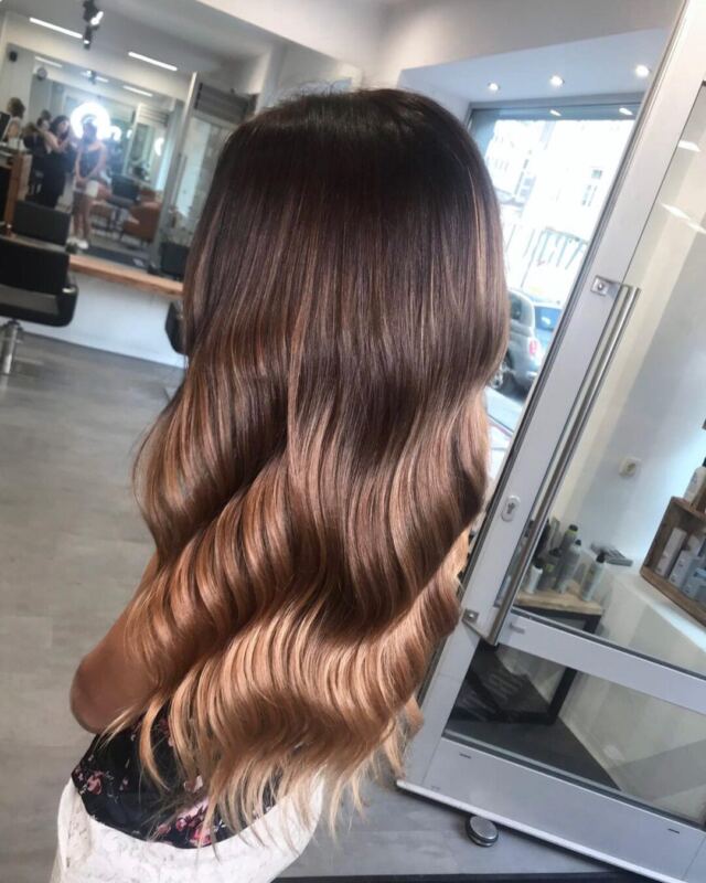 Balayage by , Friseur München 👱🏼‍♀ 🎨