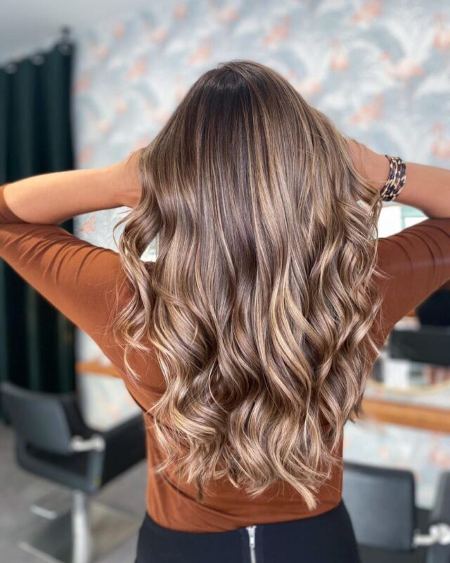 Color by swipe right 👉🏼 für das vorher Foto ̈nchen ̈nchen ̈nchen ̈nchen ̈nchenfriseur