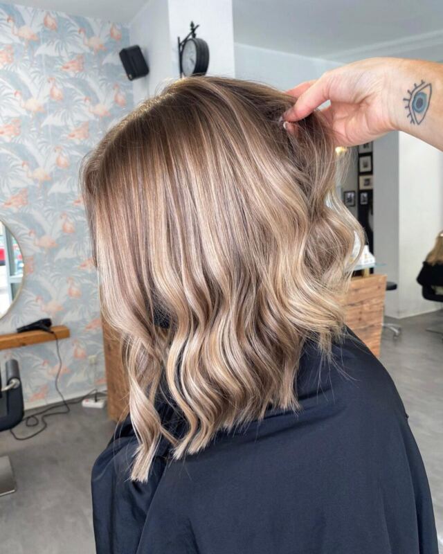 Color & Cut by 👱🏼‍♀ 🎨 ̈nchen ̈nchen ̈nchen ̈nchen ̈nchenfriseur