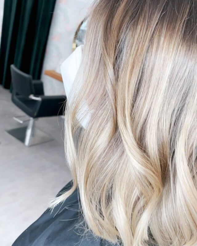 Color by 💇🏼‍♀ 🎨🤍 👉🏼swipe for ̈nchen ̈nchen ̈nchen ̈nchen ̈nchenfriseur