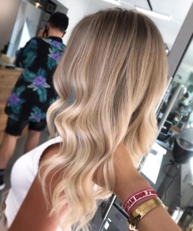 Blonde Balayage by 👱🏼‍♀ 🎨 ̈nchen ̈nchen ̈nchen ̈nchen ̈nchenfriseur