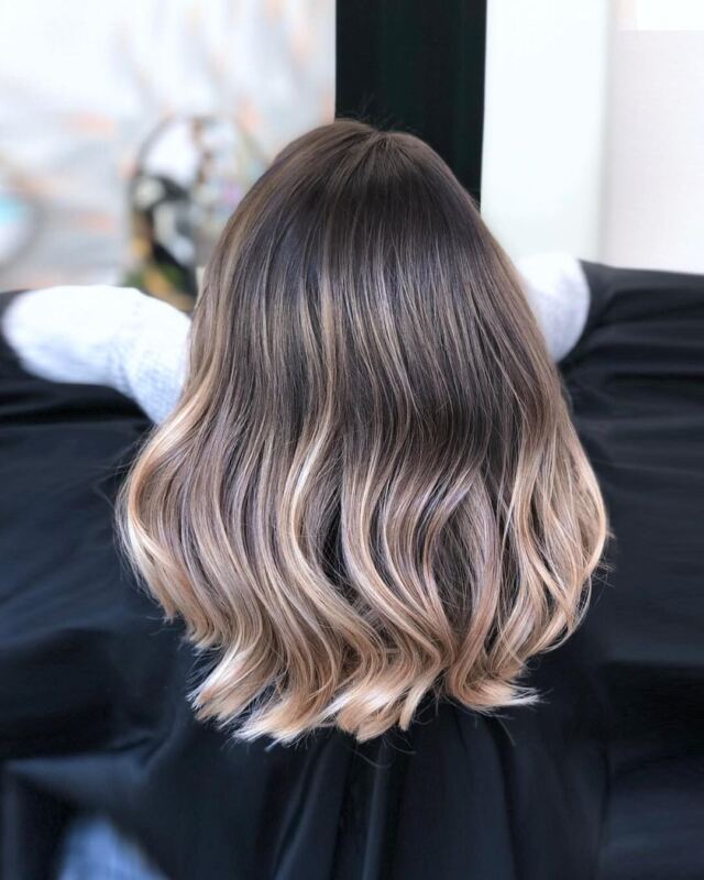 Balayage by , Friseur München 👱🏼‍♀ 🎨