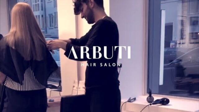 bei uns wird geschnitten und gesungen stylist mó
