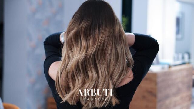 Balayage by , Friseur München 👱🏼‍♀ 🎨
