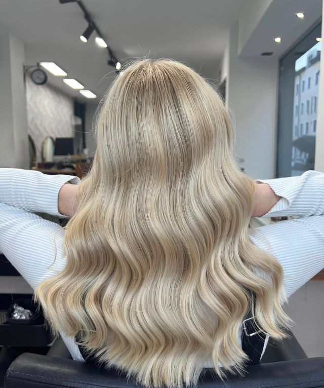 Преди/след от arbuti с ♡ | онлайн срещи www.arbuti.com @olaplex @olaplexdeutschland#münchen #maxvorstadt #arbutihairsalon #arbuti #hairstylist #beigeblond #bestofbalayage #naturblond #instamünchen #instamunich #ombrehair #friseurmünchen #arbuti #olaplex #balayage #ombre #glynt #haircolor #schwabing #olaplex #miasanmia 1TP5Hair #brunette #beforeafter #hair 1TP5Тмунич 1TP5Прическа 1TP5Къдрава коса 1TP5Тминга 1TP5Тшвабинг 1TP5Кафява коса 1TP5Прическа 1TP5Тмунич 1TP5Тмунич 1TP5Тмюнхенфризер 1TP5Тмода